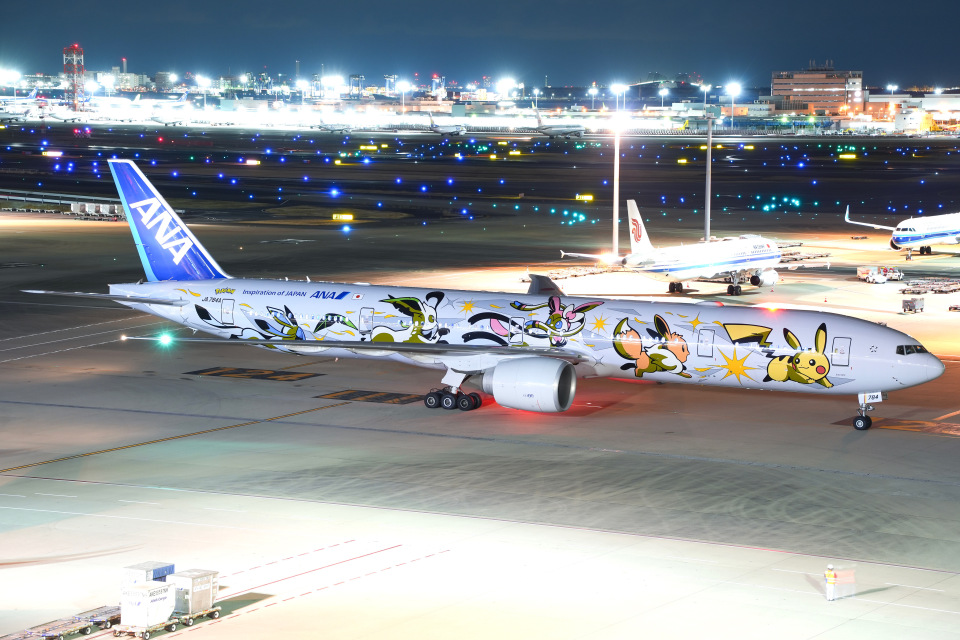 全日空 Boeing 777-300 JA784A 羽田空港 航空フォト | by