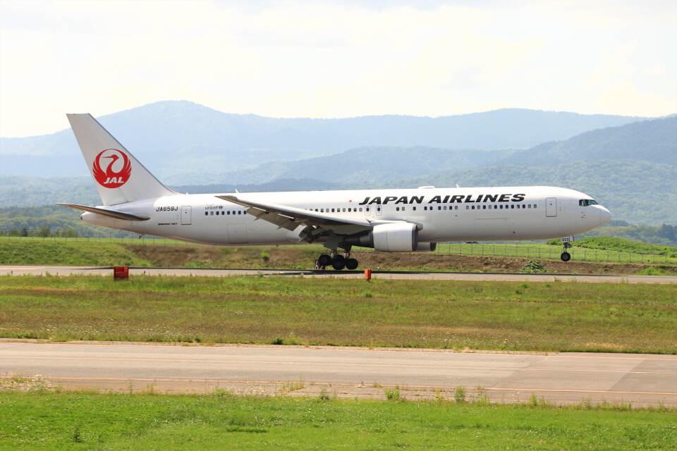 航空機・ヘリコプター JAL BOEING 767-300ER JA659J JAL276便] Japan Airlines Boeing 767-300ER JA659J 出雲空港を