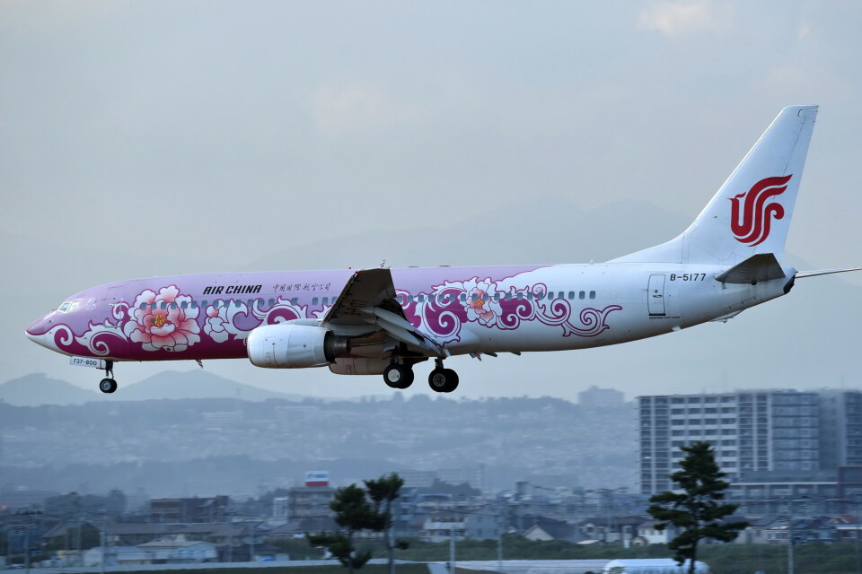中国国際航空 Boeing 737-800 B-5177 仙台空港 航空フォト | by