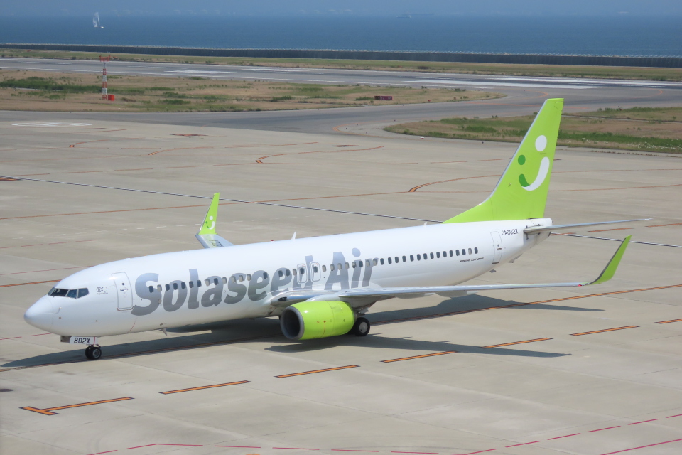 【新品】　ソラシドエア　BOEING 737-800 機体案内｜機内サービス｜空港・機内サービス｜ソラシドエア