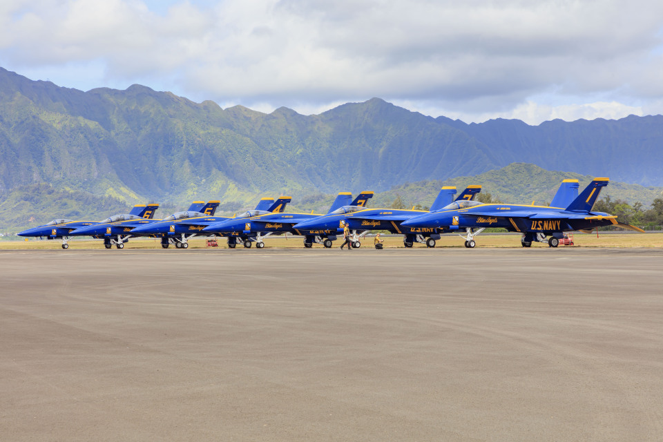 アメリカ海軍 Boeing F/A-18 165664 カネオヘ・ベイ海兵隊航空
