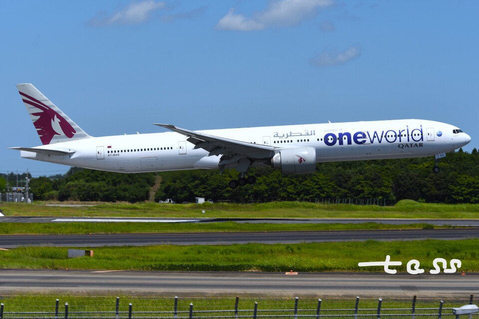 カタール航空 Boeing 777-300 A7-BAG 成田国際空港 航空フォト