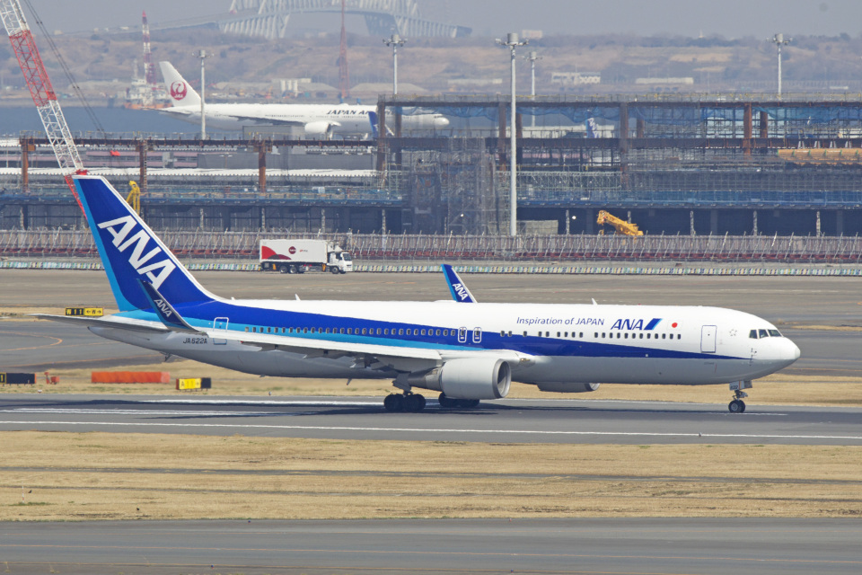 全日空 Boeing 767-300 JA622A 羽田空港 航空フォト | by