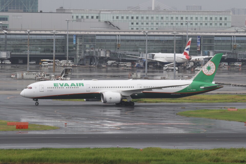 エバー航空 Boeing 787-10 ※最終値下げ エバー航空 Boeing 787-10 ※最終値下げ エバー航空 on X: