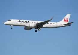 tsubameさんが、福岡空港で撮影したジェイエア ERJ-190-100(ERJ-190STD)の航空フォト（飛行機 写真・画像）