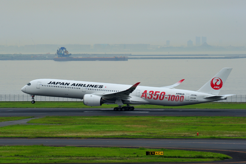日本航空 Airbus A350-1000 JA01WJ 羽田空港 航空フォト | by