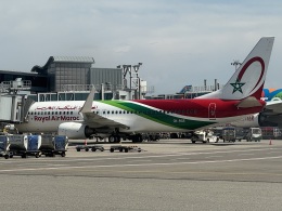 ﾕﾀｰさんが、ミラノ・マルペンサ空港で撮影したロイヤル・エア・モロッコ 737-86Nの航空フォト（飛行機 写真・画像）