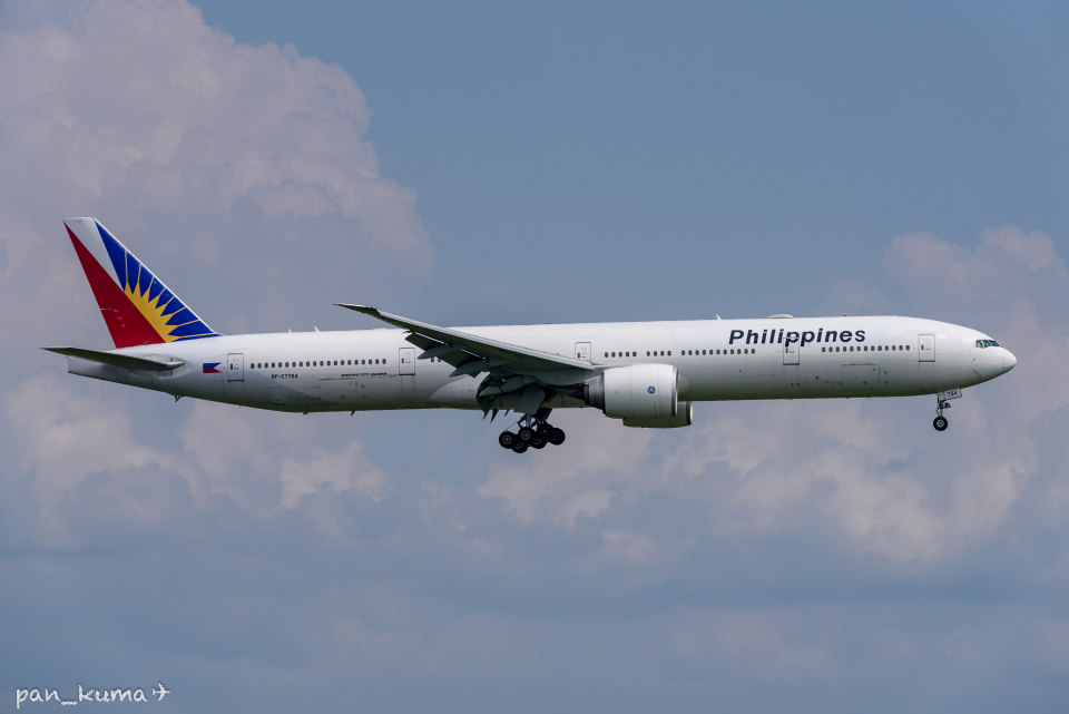 フィリピン航空Boeing777-300ER Amazon.co.jp: 1:400 スケール フィリピン航空 B777-300ER RP