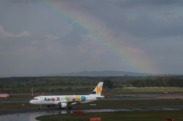 ZINDSUMEさんが、新千歳空港で撮影したエアロK A320-214の航空フォト（飛行機 写真・画像）