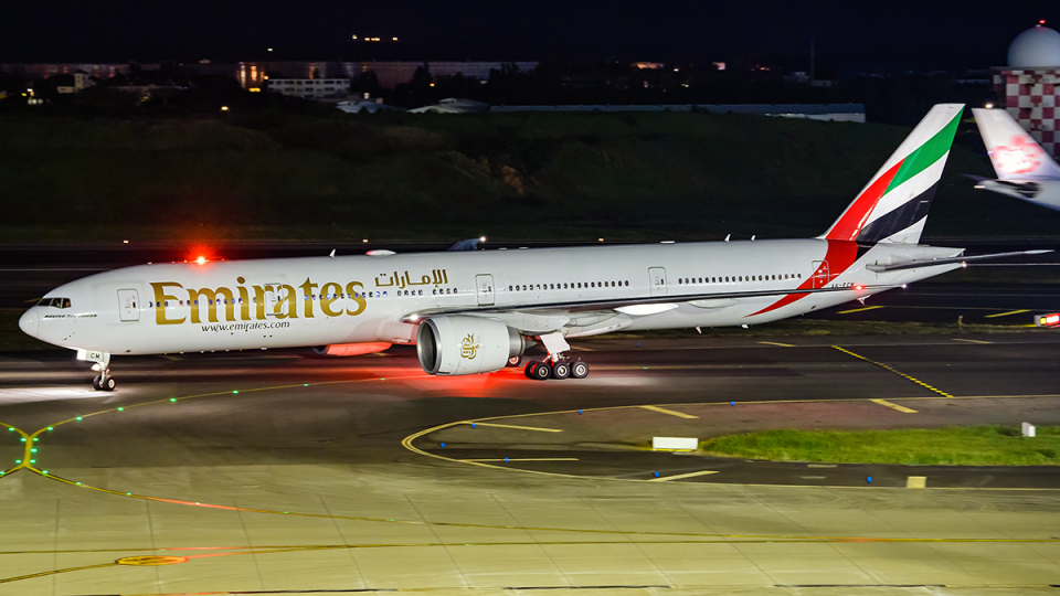 エミレーツ航空 Boeing 777-300 ER エミレーツ航空ボーイング777-300ERのビジネスクラスシート情報