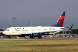 キャスバルさんが、オースティン・バーグストロム国際空港で撮影したデルタ航空 737-832の航空フォト（飛行機 写真・画像）