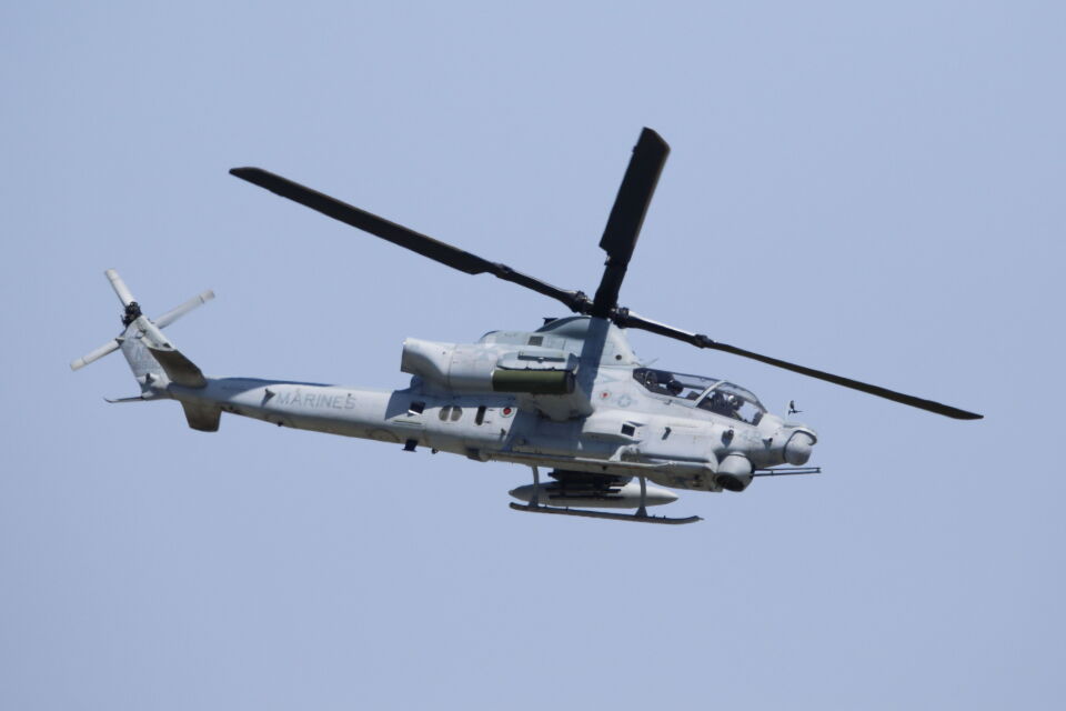 航空機・ヘリコプター poyonpoyon Sikorsky S-76C(c/n:760482) Takeoff JA6901 - YouTube