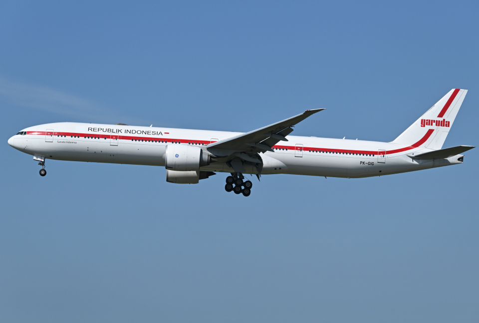 ガルーダ・インドネシア航空 Boeing 777-300 PK-GIG 成田国際