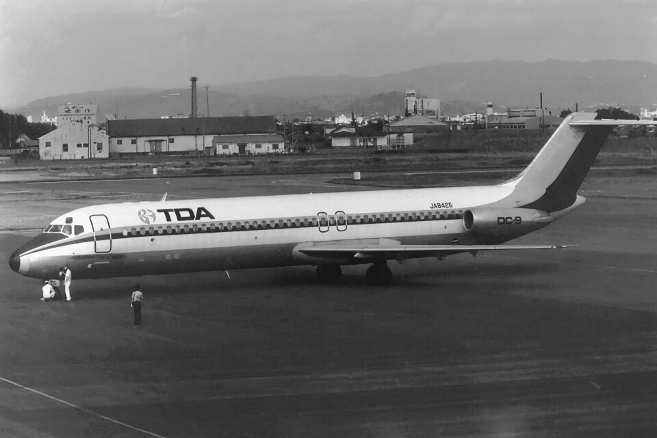 東亜国内航空　安全のしおり　DC-9-41. TDA 東亜国内航空 TDA 安全のしおり DC-9-41