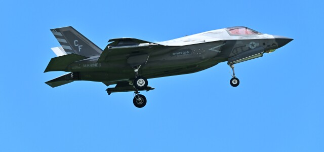 オカリンさんが、嘉手納飛行場で撮影したアメリカ海兵隊 F-35B Lightning IIの航空フォト（飛行機 写真・画像）