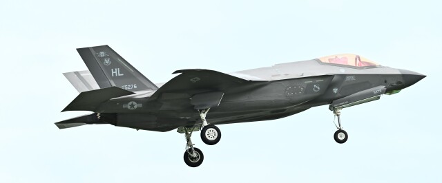 オカリンさんが、嘉手納飛行場で撮影したアメリカ空軍 F-35A Lightning IIの航空フォト（飛行機 写真・画像）