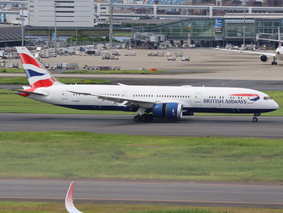 ブリティッシュ・エアウェイズ Boeing 787-9 G-ZBKH 羽田空港