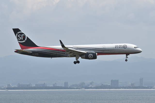 UＰ S貨物機B757-200 UPS航空 機材一覧 ボーイング757-200 | FlyTeam(フライチーム)