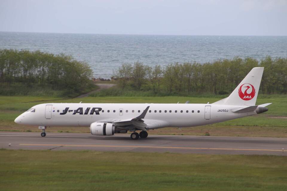 J-Air ERJ-190 JA250J 南紀白浜空港50th 1/400 エンブラエル190 JAL J-AIR 南紀白浜空港開港50周年 わか