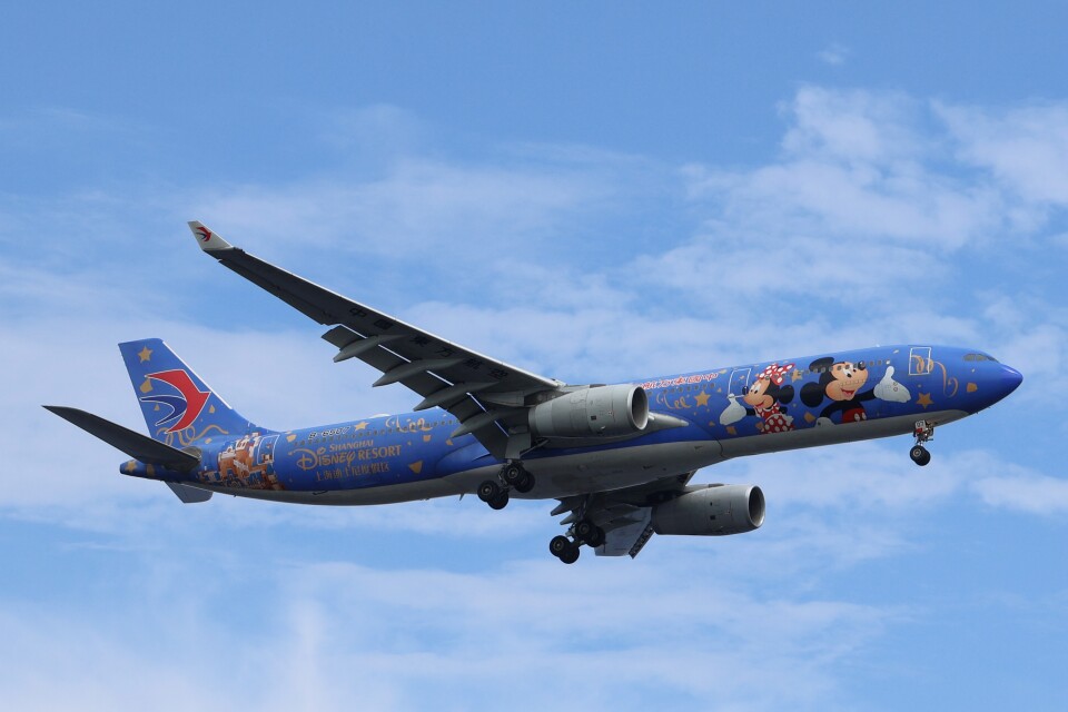 中国東方航空 Airbus A330-300 B-6507 羽田空港 航空フォト | by