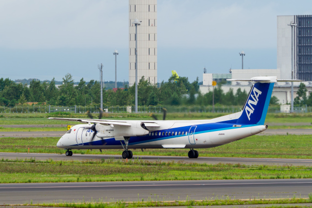 ボンバルディア DHC-8-400 航空機 徹底ガイド | FlyTeam(フライ