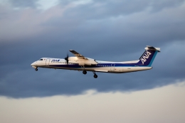 ボンバルディア DHC-8-400 パイロット用オペレーションマニュアル／機長 ボンバルディア DHC-8-400 パイロット用オペレーション