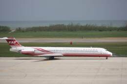 山形銀つばさんが、新潟空港で撮影した遠東航空 MD-83 (DC-9-83)の航空フォト（飛行機 写真・画像）