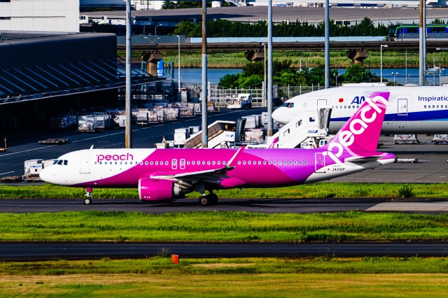 シンガポール航空Airbus350-900 シンガポール航空向けA350-900ULR、トゥールーズで初飛行