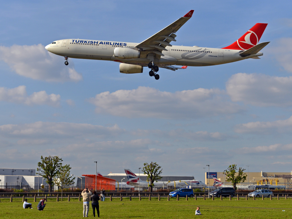 【非売品】TURKISH AIRLINES / ターキッシュ｜A330-300 非売品】TURKISH AIRLINES / ターキッシュ｜A330-300 非売品
