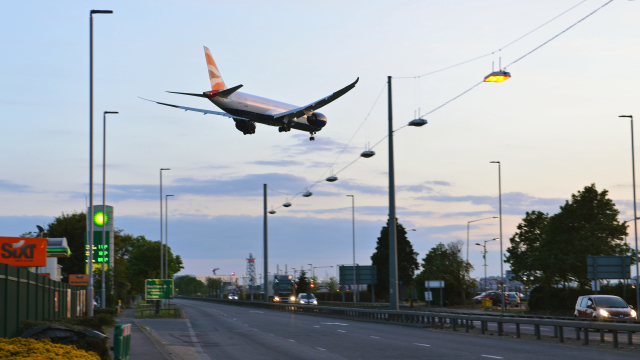 エジプト航空　B787-9    1/400 Amazon | JC Wings 1/400 完成品 エジプト 航空 EGYPTAIR for
