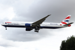 Hariboさんが、ロンドン・ヒースロー空港で撮影したブリティッシュ・エアウェイズ 777-336/ERの航空フォト（飛行機 写真・画像）