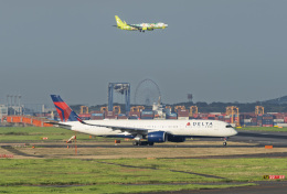 tkosadaさんが、羽田空港で撮影したデルタ航空 A350-941の航空フォト（飛行機 写真・画像）