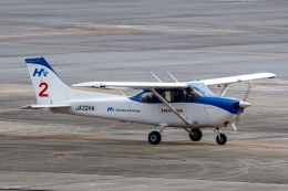 よっしぃさんが、名古屋飛行場で撮影した本田航空 172S Skyhawk SPの航空フォト（飛行機 写真・画像）