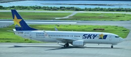 オカリンさんが、那覇空港で撮影したスカイマーク 737-8ALの航空フォト（飛行機 写真・画像）