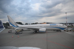 とっちさんが、ワルシャワ・フレデリック・ショパン空港で撮影したエンターエア 737-8-MAXの航空フォト（飛行機 写真・画像）