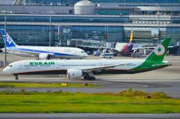 amagoさんが、羽田空港で撮影したエバー航空 787-10の航空フォト（飛行機 写真・画像）