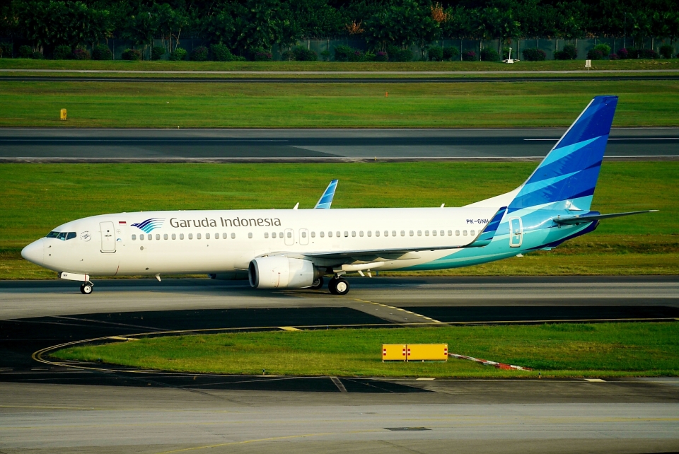 ガルーダ・インドネシア航空 Boeing 737-800 PK-GNH
