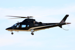 なごやんさんが、名古屋飛行場で撮影した日本法人所有 A109E Powerの航空フォト（飛行機 写真・画像）