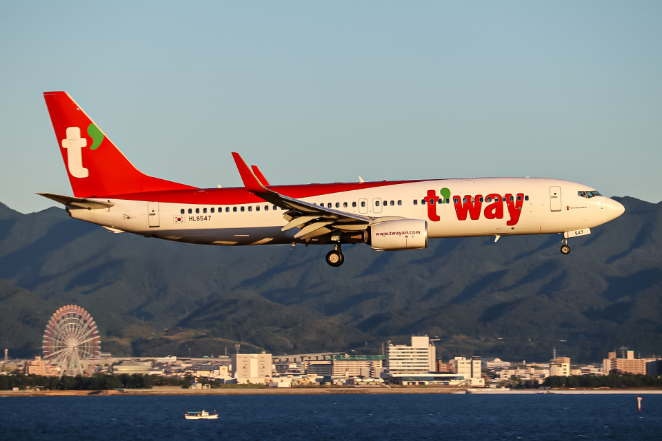 航空機・ヘリコプター QUNTAS BOEING737-800 大解剖】737-800 | 鉄飛両道