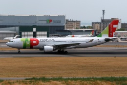 採れたてほしいもさんが、リスボン・ウンベルト・デルガード空港で撮影したTAPポルトガル航空 A330-202の航空フォト（飛行機 写真・画像）