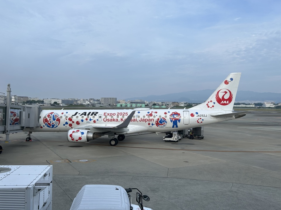J-AIR JAL EMBRAER 190 日本航空 JA252J JC J-Air JA252J (Embraer 190/195 - MSN 748) | Airfleets aviation