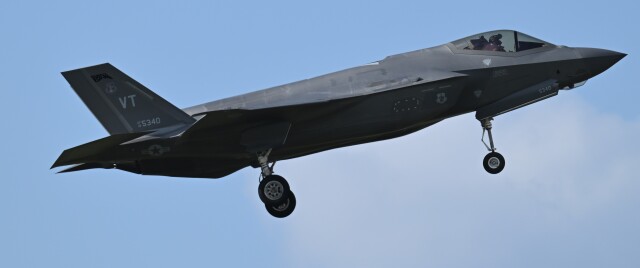 オカリンさんが、嘉手納飛行場で撮影したアメリカ空軍 F-35A Lightning IIの航空フォト（飛行機 写真・画像）