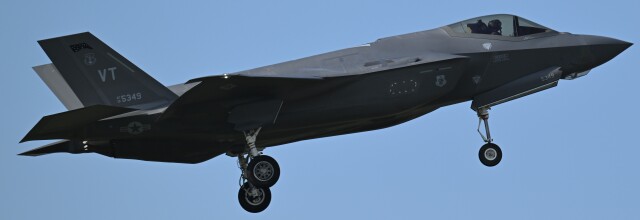オカリンさんが、嘉手納飛行場で撮影したアメリカ空軍 F-35A Lightning IIの航空フォト（飛行機 写真・画像）