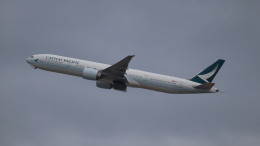 たい/Taiさんが、シンガポール・チャンギ国際空港で撮影したキャセイパシフィック航空 777-367/ERの航空フォト（飛行機 写真・画像）