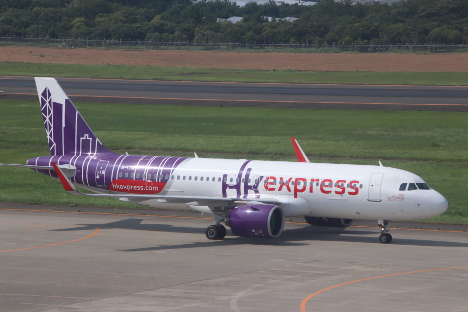 1/200 A320-271N 香港エクスプレス B-LCR 香港エクスプレス Airbus A320neo B-LCR 仙台空港 航空フォト