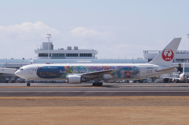 ワイエスさんが、鹿児島空港で撮影した日本航空 767-346/ERの航空フォト（飛行機 写真・画像）