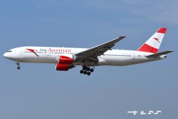 tassさんが、成田国際空港で撮影したオーストリア航空 777-2B8/ERの航空フォト（飛行機 写真・画像）