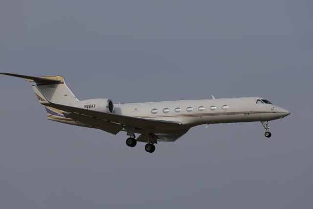 OS52さんが、成田国際空港で撮影したユタ銀行 G500/G550 (G-V)の航空フォト（飛行機 写真・画像）