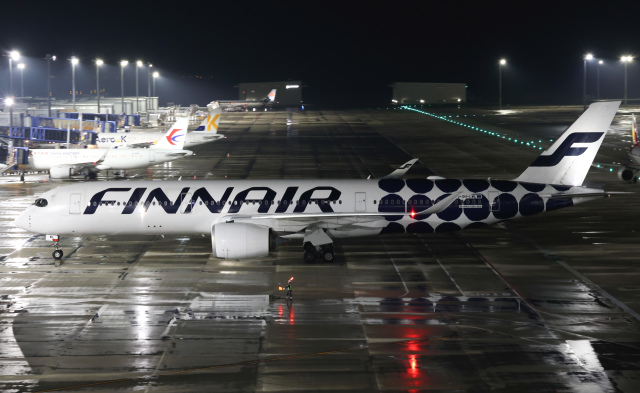 航空フォト：OH-LWL フィンエアー A350-900