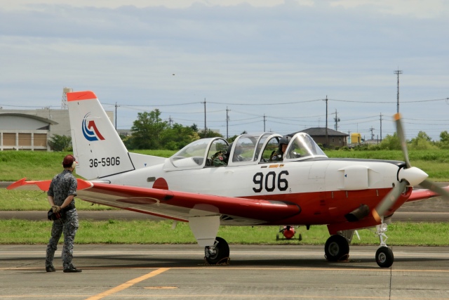 静浜飛行場 - Shizuhama Air Base [RJNY]で撮影された静浜飛行場 - Shizuhama Air Base [RJNY]の航空機写真(フォト・画像)